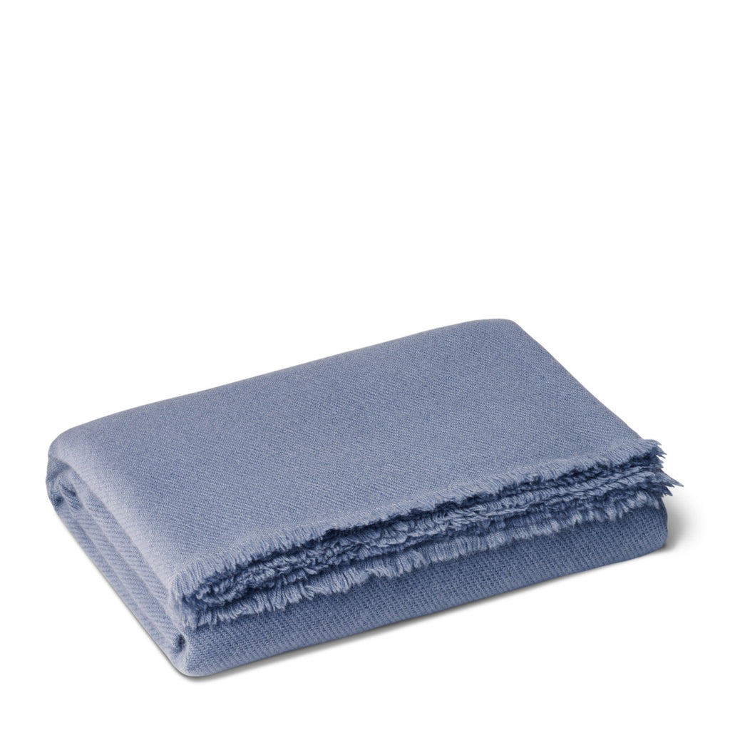 Noe Cashmere Throw in Nordic Blue