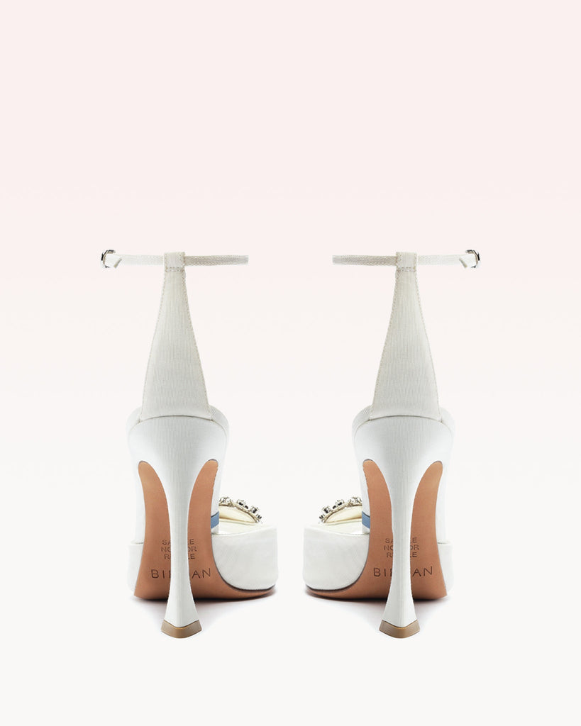 Isla Bridal 100 in Off White & Crystal