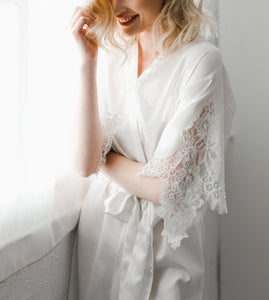 Emily White Cotton Robe