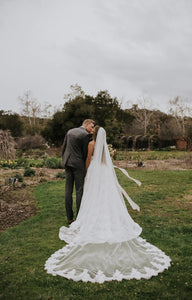 Jamie Lace Wedding Veil - Daphne Newman Design