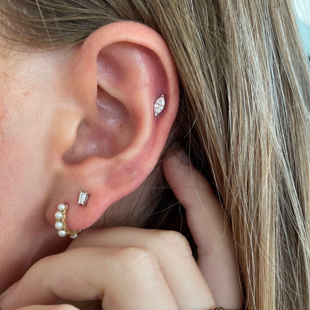 Pearl Mini Hoops, Pair