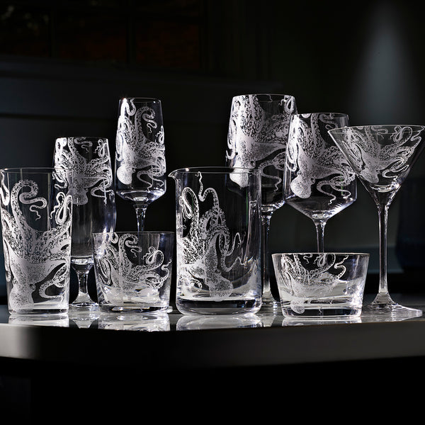http://overthemoon.com/cdn/shop/products/Lucy_Glassware_Collection_Black_SQ_600x600.jpg?v=1655827188