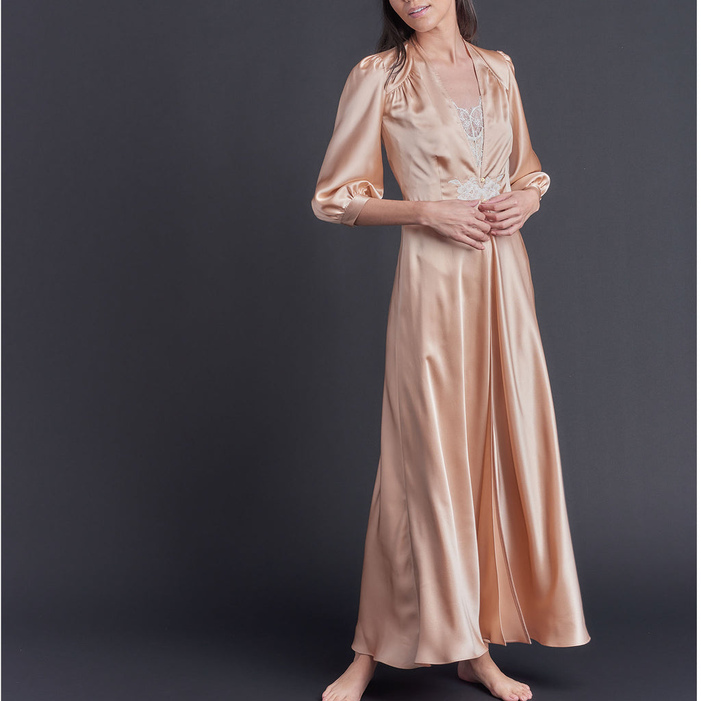 Long Maia Vintage Blush Silk Robe