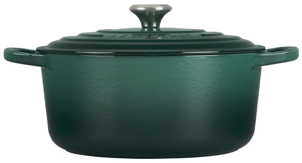 3.5 qt Signature Round Dutch Oven Closeout at Lighthouse Place Premium  Outlets® - A Shopping Center in Michigan City, IN - A Simon Property