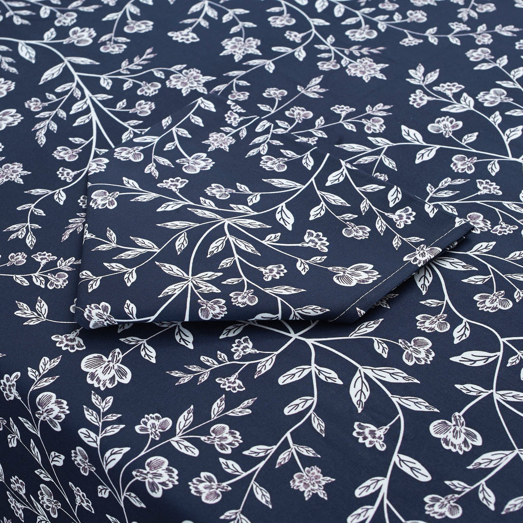 Blue Richmond Tablecloth blue chinoiserie table linens Chefanie