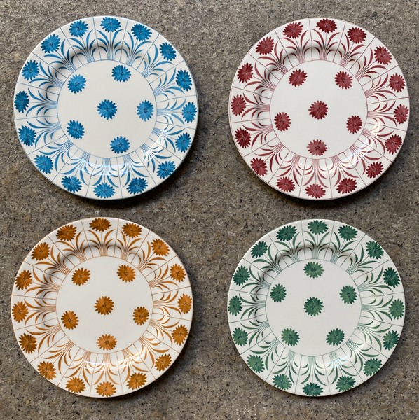 Daisy Plates Collection, Set of 4 Over The Moon