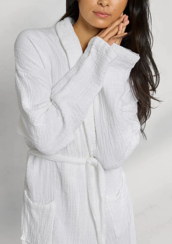 Slinky Bathrobe in White
