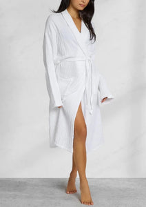 Slinky Bathrobe in White