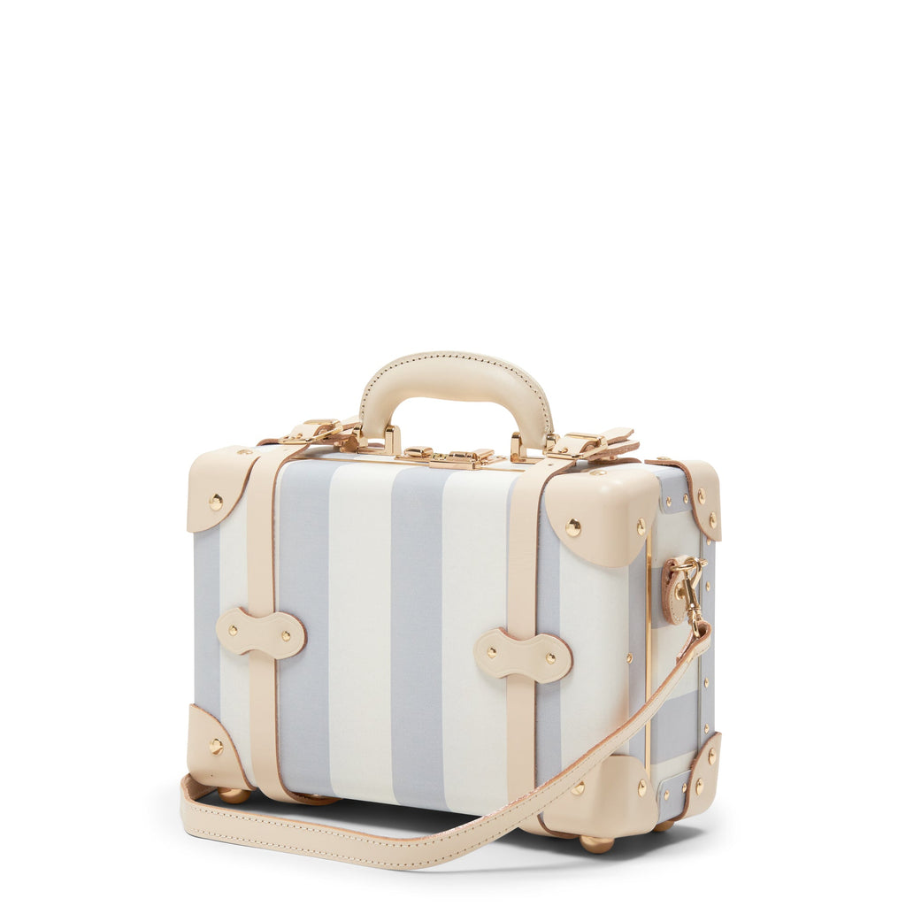 The Illustrator - Blue Vanity Vanity Steamline Luggage