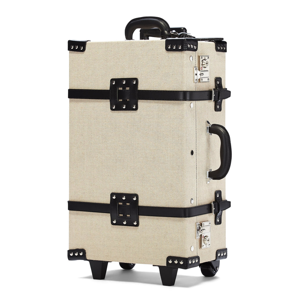 The Editor in Black Stowaway