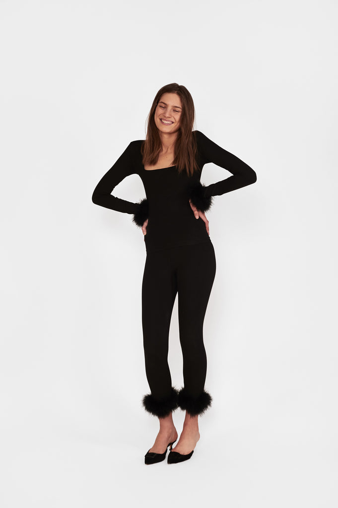 The Weekend Chic Set with Leggings in Black