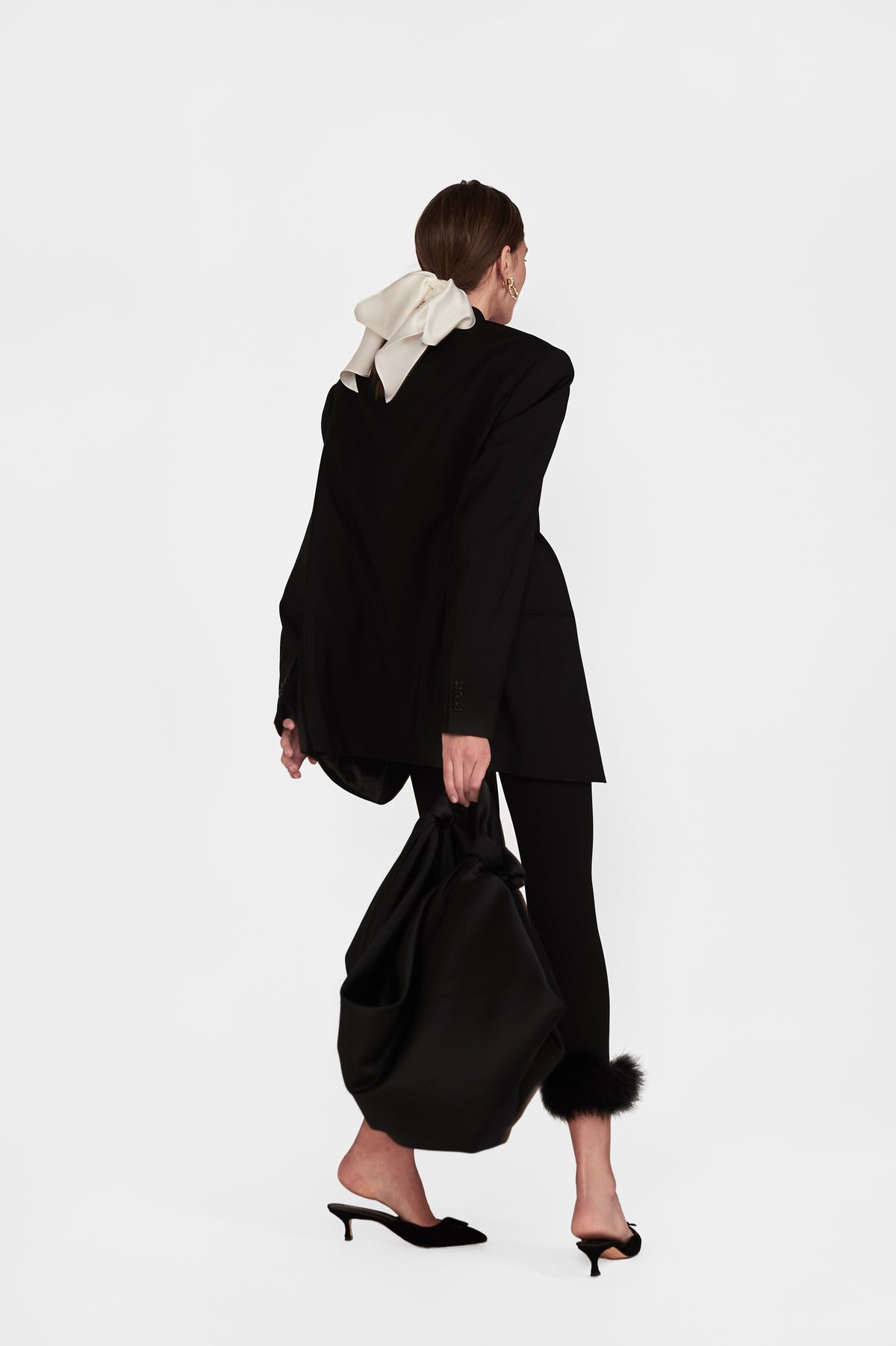 The Weekend Chic Set with Leggings in Black