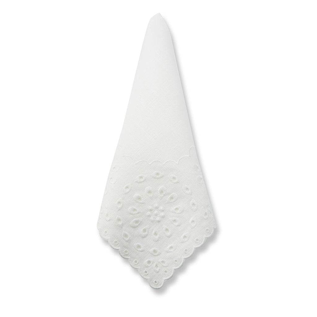White Eyelet Dinner Napkins (4) green spring Chefanie