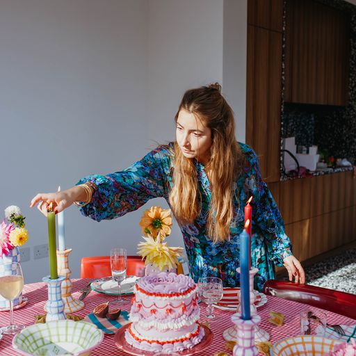 Beverly Small Dessert Plate in Pink & Green