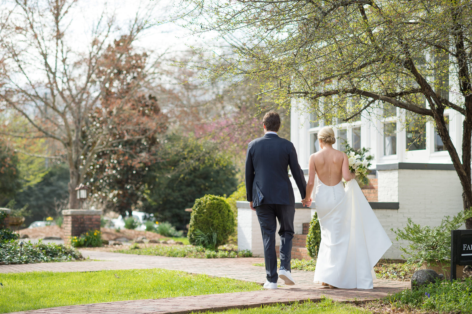 All You Need is Love—and Pizza—at this Wedding in Serenbe, Georgia