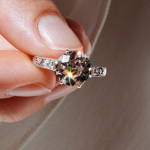 What’s the Difference Between Old European Cut and Round Brilliant Cut Diamonds?