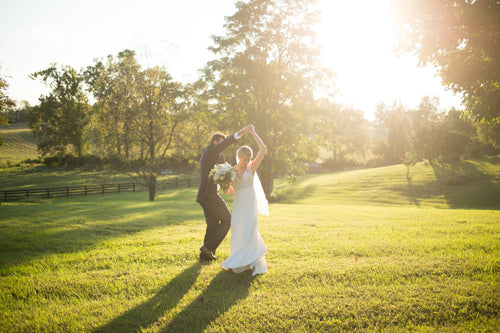 These High School Sweethearts Tied The Knot at a Historic Home in Virginia