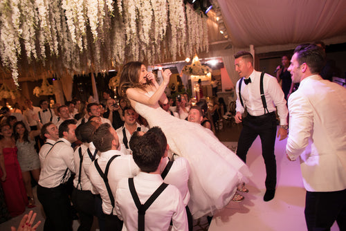 What Kind of Wedding Stage Crashers Are You?