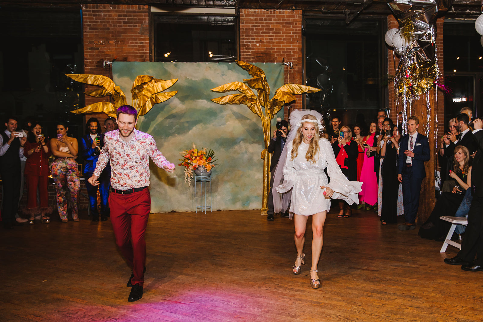 A Studio 54-Themed Wedding in Dumbo with Shake Shack, Halal Guys, and Williamsburg Pizza