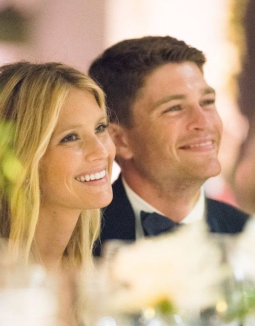 The Best Teeth Whitening Options For The Brightest Smile On Your Wedding Day