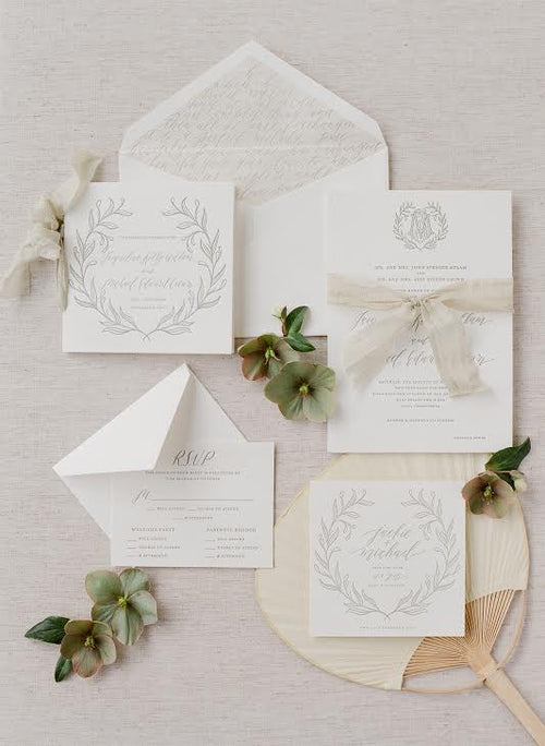 5 Ways to Incorporate Trends into Your Wedding Invitations