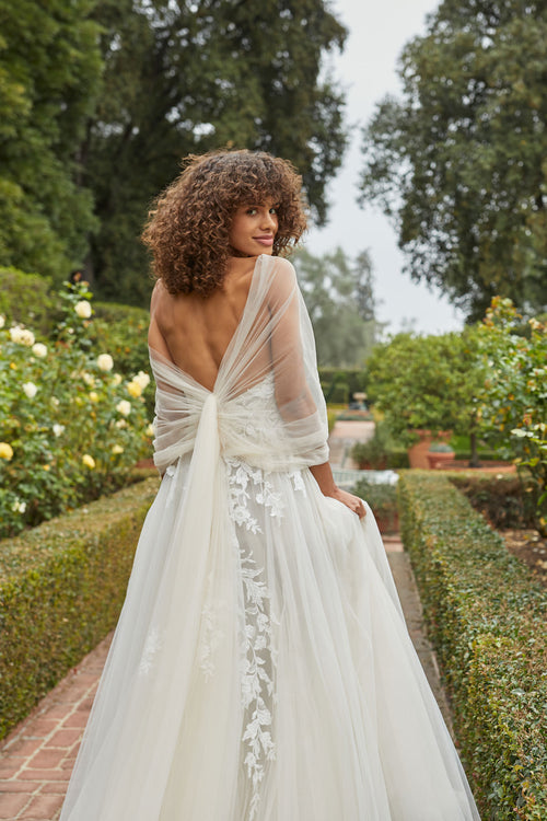 Monique Lhuillier Bridal and Bliss Fall 2021