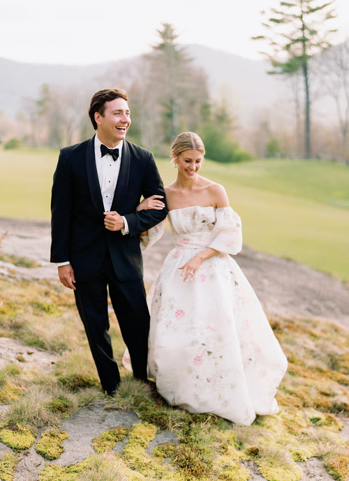 This Mountain Chic Wedding in Cashiers Ended With a New Orleans–Style Second Line