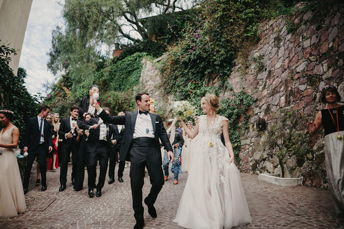 A Stunning Wedding at a Villa in San Miguel de Allende, Mexico