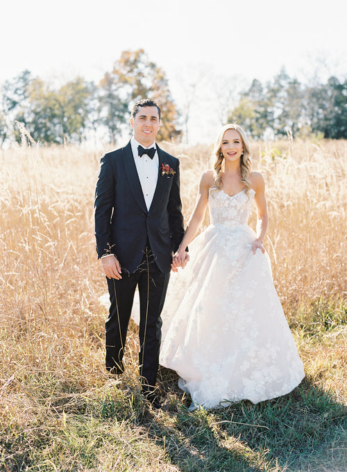 This Bride Wore Monique Lhuillier Down the Aisle in Her Hometown of Knoxville, Tennessee