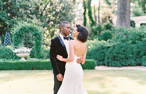 A Stunning Styled Shoot at The Duke Mansion with Inspiration for Intimate Weddings