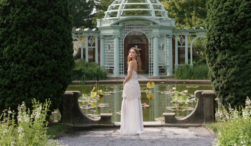 OTM Styled an Editorial Shoot Highlighting Regency-esque Wedding Inspiration at Old Westbury Gardens
