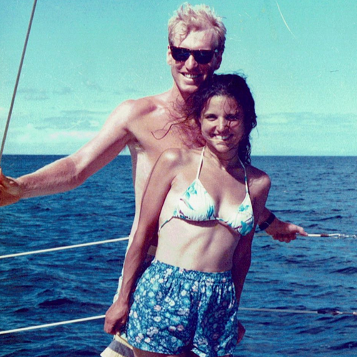 Julia Louis-Dreyfus’s Adorable Anniversary Pic Is Marriage Goals