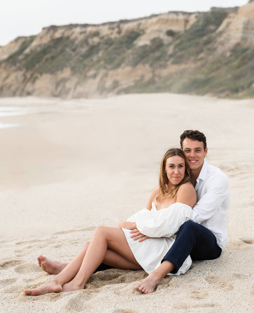 Three-Time Olympian Swimmer and Bride-To-Be Abbey Weitzeil’s Clean and Modern Dream Registry