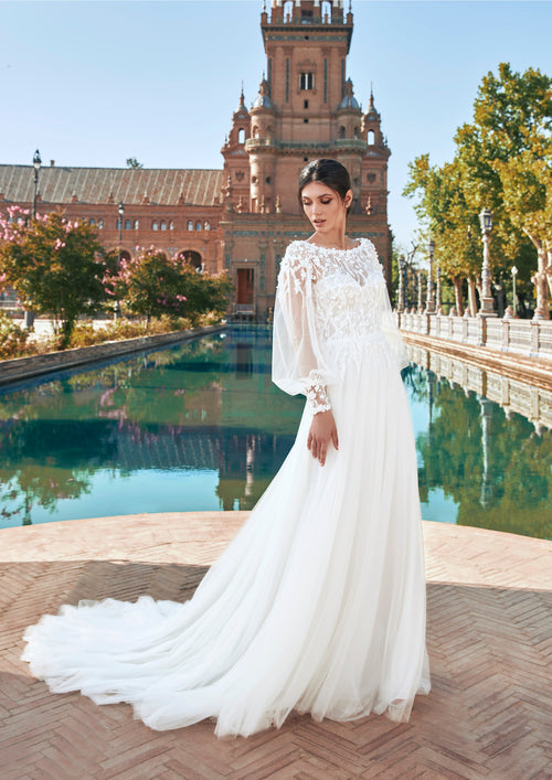 New York Meets Spain with the New Marchesa for Pronovias Bridal Collection