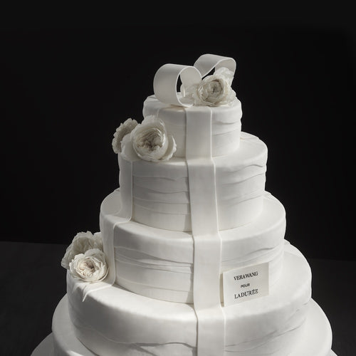Vera Wang and Ladurée Launch a New Line of Wedding Desserts