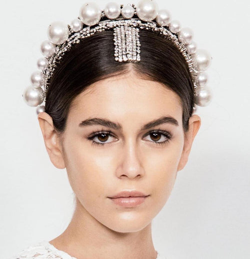 6 Lip Balms for A Photo-Ready Wedding Day Kiss