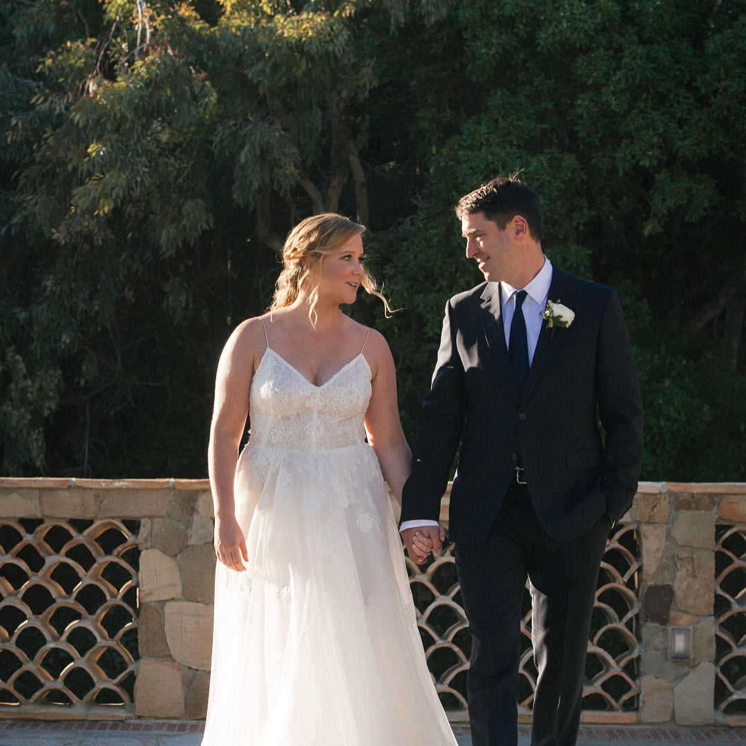 Amy Schumer’s Wedding Video Is Cute, But Also Hilarious