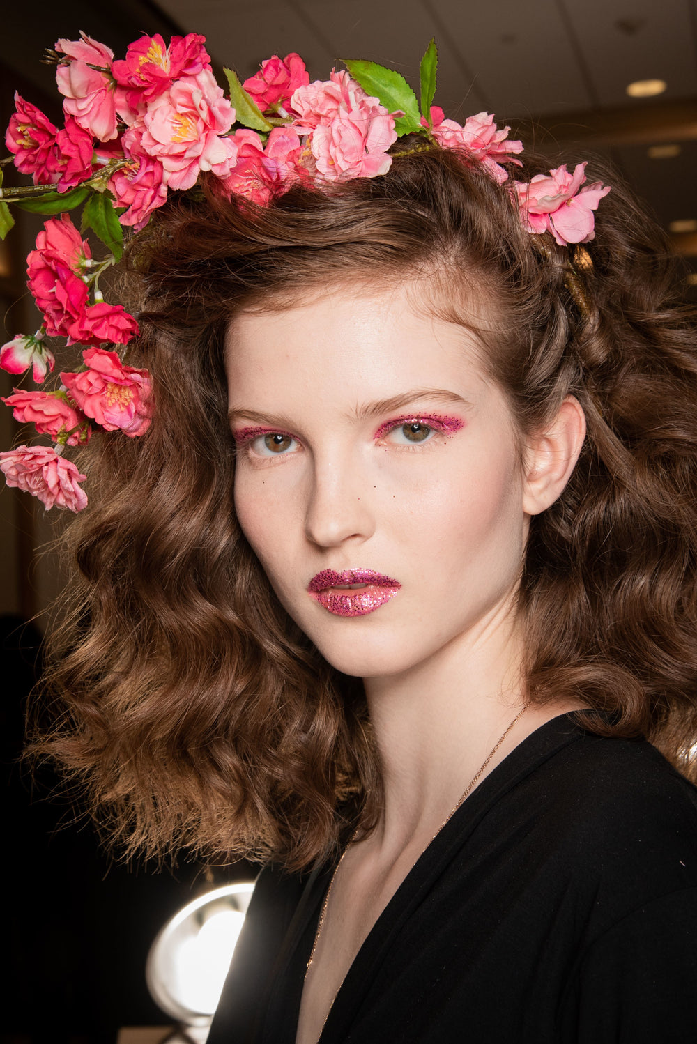 Wedding After-Party Makeup That Actually Looks Like A Party