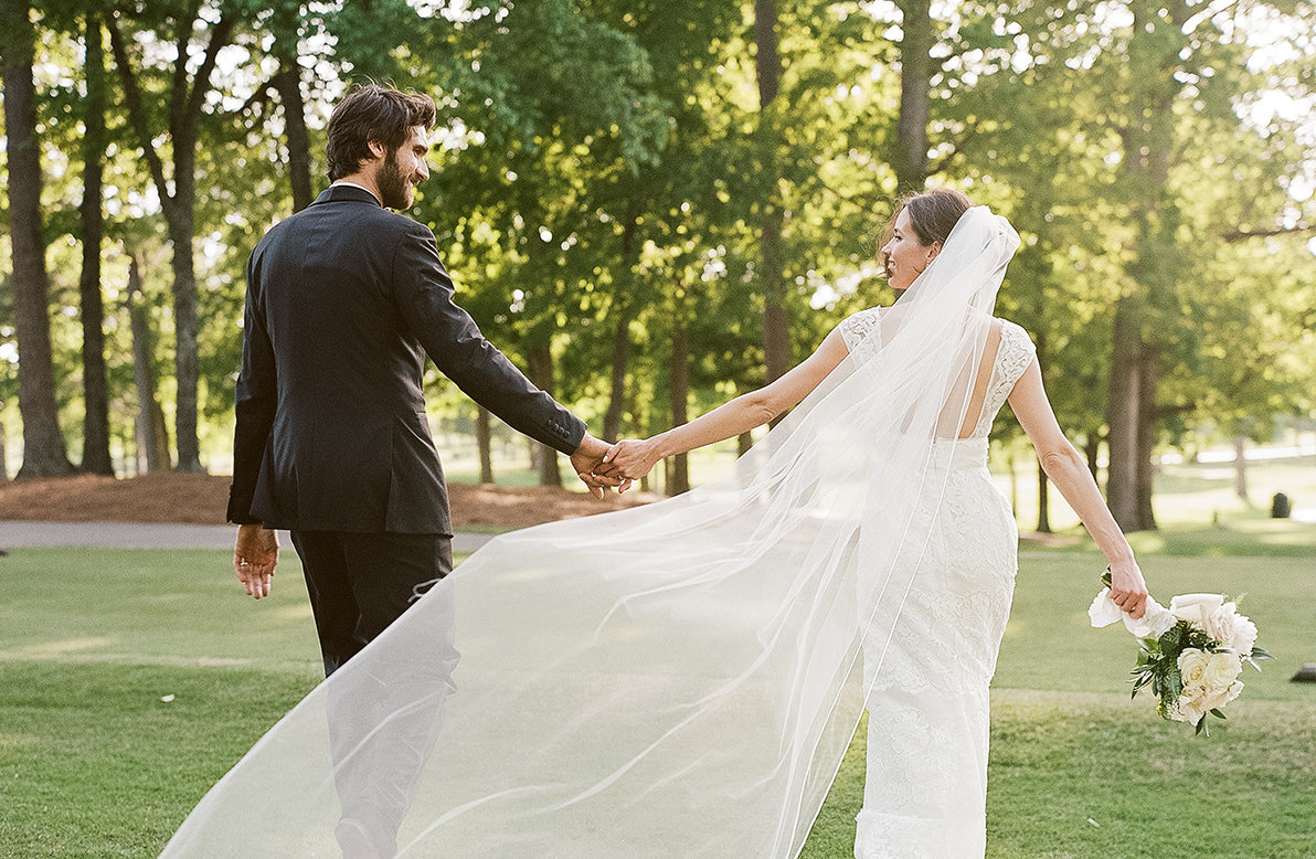 This Alabama Wedding at a Bride’s Home Was The Definition of Southern Charm