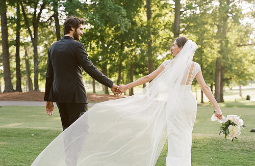 This Alabama Wedding at a Bride’s Home Was The Definition of Southern Charm