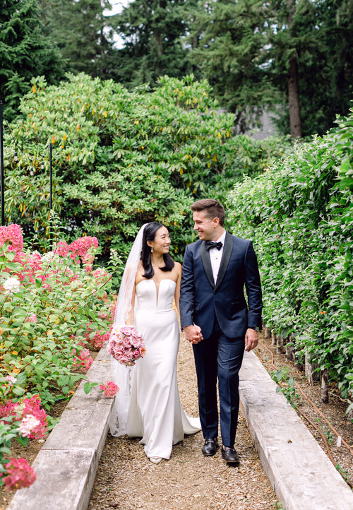 A Kentucky Derby–Themed Rehearsal Dinner Kicked Off This Wedding Weekend in Seattle