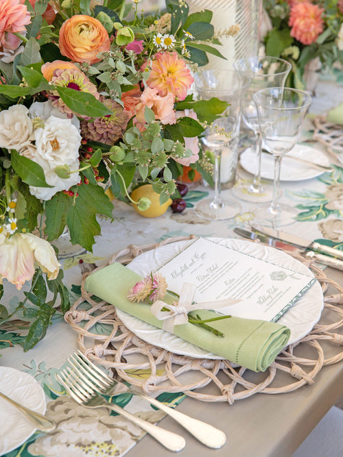 The Most Memorable OTM Wedding Reception Tablescapes of 2021