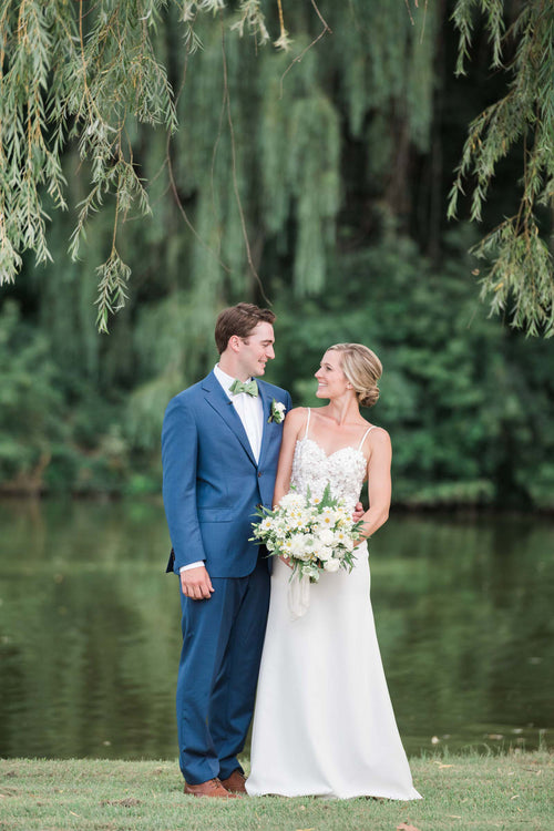 A Micro-Wedding on the 16th Tee Box at This Couple's Childhood Country Club in Minnesota