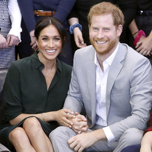 Is It OK To Reveal a Pregnancy at a Wedding?