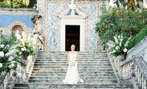 This Bride Loved Walking Down the Staircase Aisle to a Bossa Nova Love Song in Lisbon
