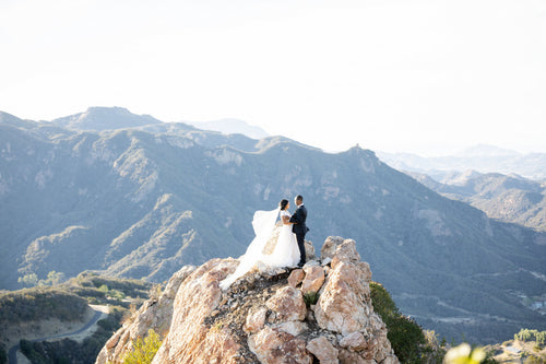 These Childhood Best Friends Married in the Malibu Hills