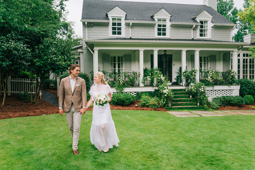 A Storm Led to a Power Outage 3 Hours Before This Micro-Wedding in an Atlanta Garden
