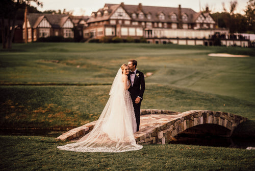 This Bride Used the Same Wedding Venues as Her Parents 30 Years Prior