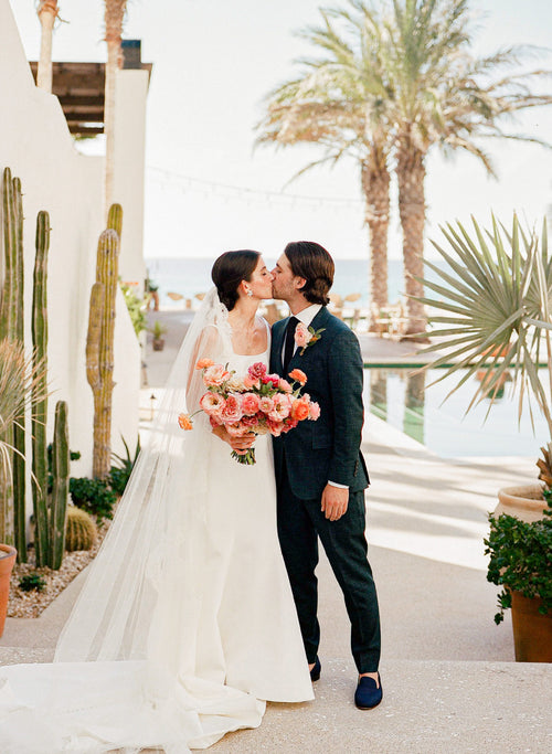 A Destination Wedding in Mexico With a Modern Interpretation of the Jewish Seven Blessings