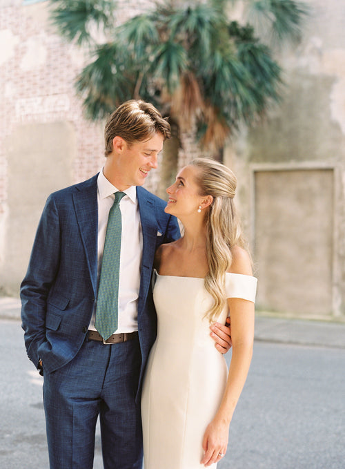 The Bride Wore Carolina Herrera to Her Charleston Wedding with a Vivid Green Color Palette